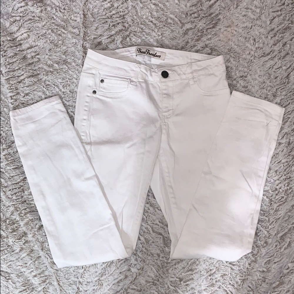 True Freedom White Jeans!